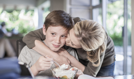 Borítókép: A legkínosabb dolog, amit a szüleim műveltek velem – 11 történet
