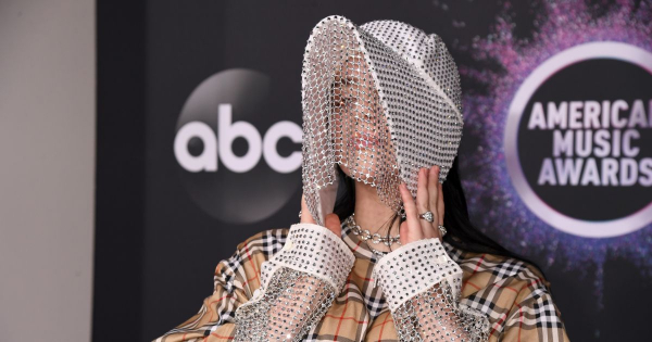 Borítókép: A leg-leg csaj, aki megint szintet lépett