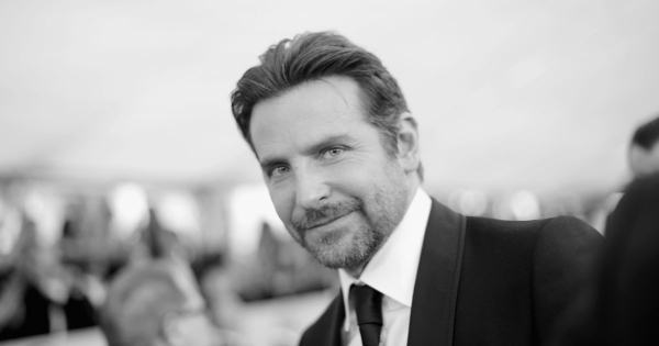 Borítókép: Bradley újra beindult!