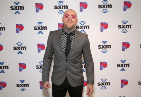 Borítókép: “Biszexuális férfi vagyok, szexuálisan vonzónak találom az emberi sokszínűséget”