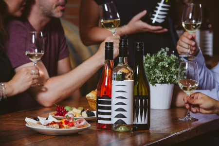 Borítókép: 8 ok, amiért a bor jobb választás, mint a sör