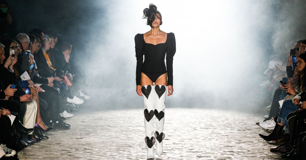 Borítókép: Párizsi Divathét 2020: A legsikkesebb front row szettek