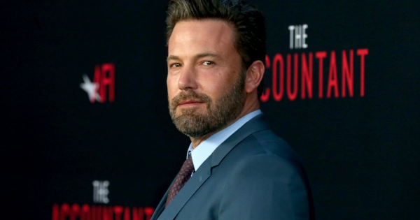 Nem a szemed káprázik! Ben Affleck tényleg szőke lett