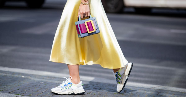 Borítókép: 10 szuper midi szoknya, ami tökéletesen működik az átmeneti hónapokban is