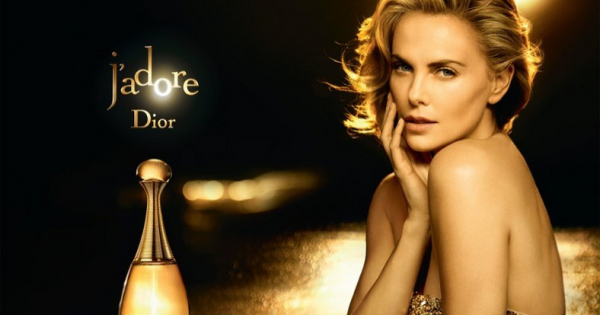 Borítókép: Parfümök helyett kézfertőtlenítőt gyárt a Dior és a Louis Vuitton tulajdonosa