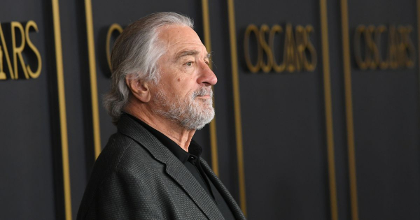 Borítókép: Robert de Niro: „Maradj otthon, figyellek!”