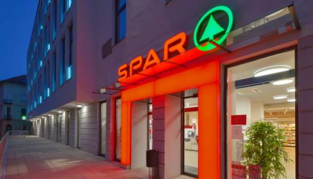 Borítókép: Rengeteg új álláskeresőnek ad munkalehetőséget a SPAR