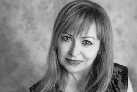 Borítókép: Miért fordul önmaga ellen egy tinédzser? – Versényi Anna pszichológus válaszol