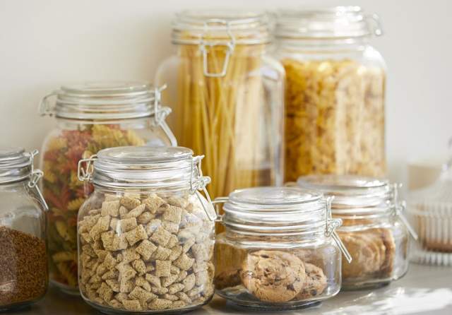 polc,spájz,koronavírus,rendszerezés