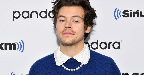 Borítókép: Védjegy: Harry Styles és a gyöngysor