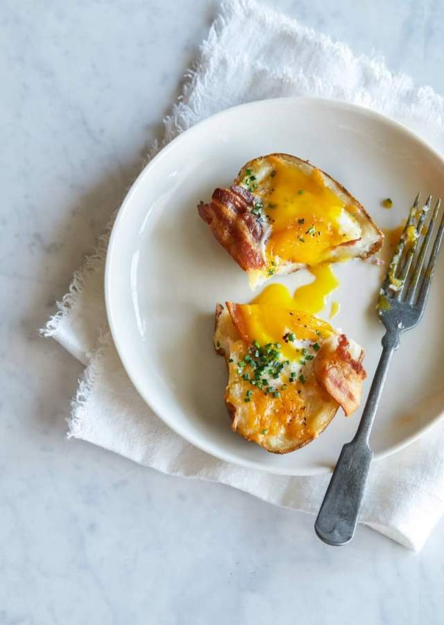 recept,töltött burgonya,tojás,bacon