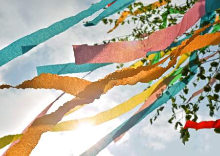 Borítókép: A falu legdögösebb lányának több májusfát is állítottak május 1-jére