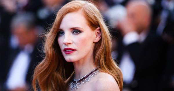 Borítókép: A rúzs, ami mindenkinek jól áll