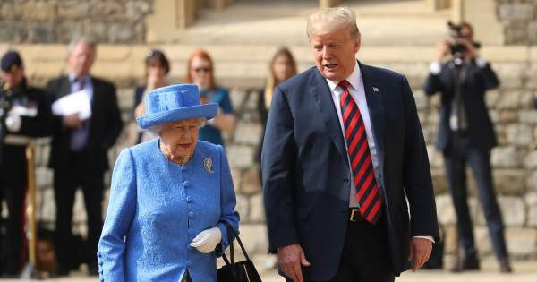 Borítókép: 6 alkalom, amikor a brit királyi család keményen üzent az öltözékével