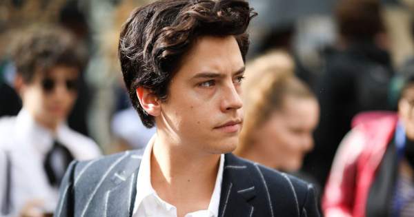 Cole Sprouse totál megkattant? Olyan képet posztolt, hogy most minden kollégája rajta nevet