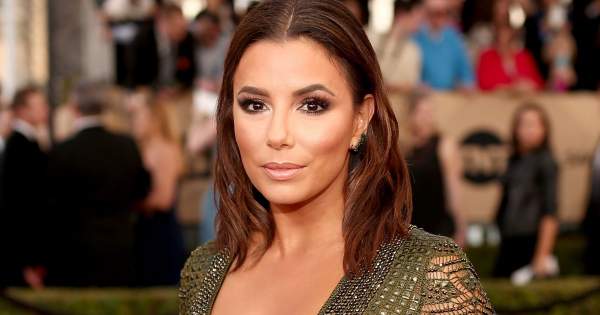 Hogy csinálja? Eva Longoria falatnyi fürdőruhában mutatta meg, hogy 45 évesen mitől döglik a légy