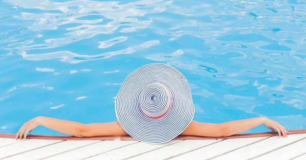 Borítókép: Megöli a klór a medencevízben a koronavírust?