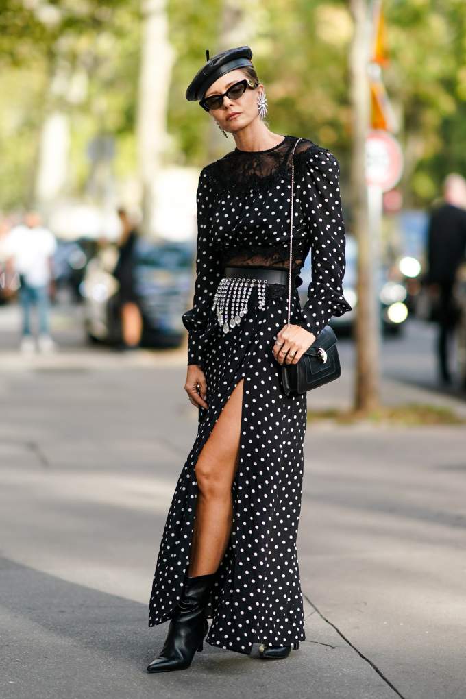 Egy valódi díva outfitjéből kihagyhatatlanok a kristályok!