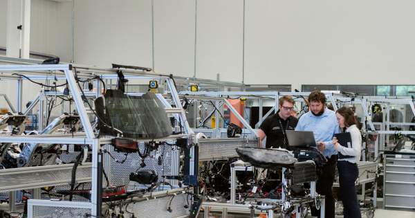 Borítókép: Gyártásautomatizálási trendek - merre tart a robotika?