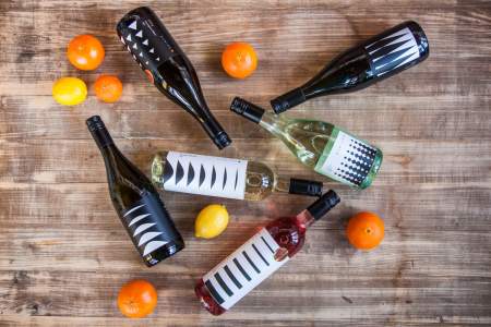 Borítókép: Helló, nyár! – 4 hűsítő borkoktél recept