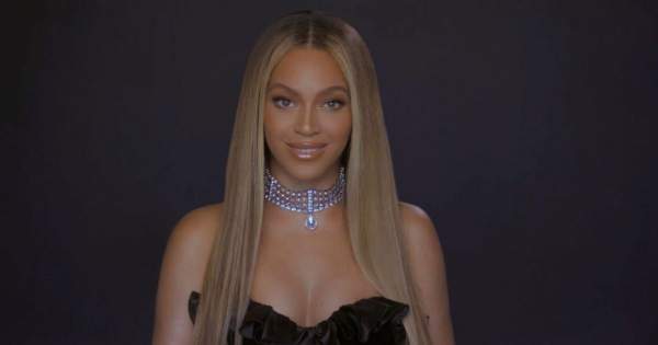 Borítókép: Michelle Obama könnyek között méltatta Beyoncét a bátorságáért