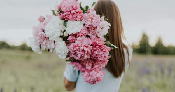 Borítókép: Izzadásgátlás természetesen - kellemetlen foltok nélkül