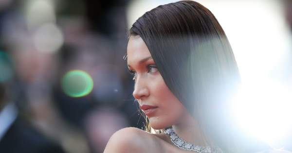 Borítókép: Származása miatt tiltotta az Instagram a topmodell fotóját