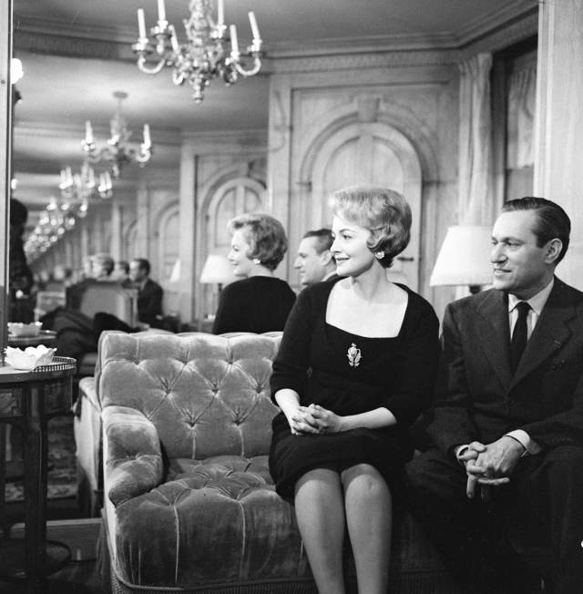 olivia de havilland, pierre galante,