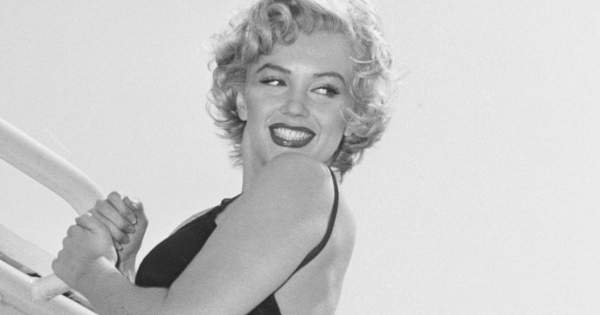 Borítókép: Egy klasszikus fürdőruhafazon, ami több mint 70 éve töretlenül hódít