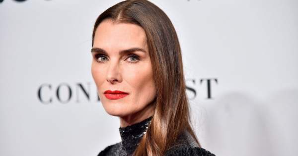 Borítókép: Brooke Shields 55 éves, de fittebb, mint egy 30 éves