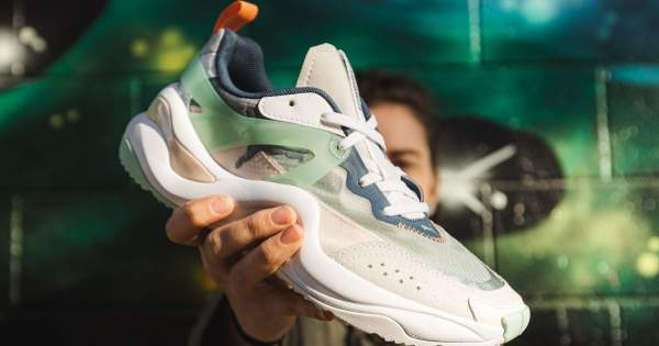 Borítókép:  A Puma a nők felemelkedésének jegyében tervezte új modelljét