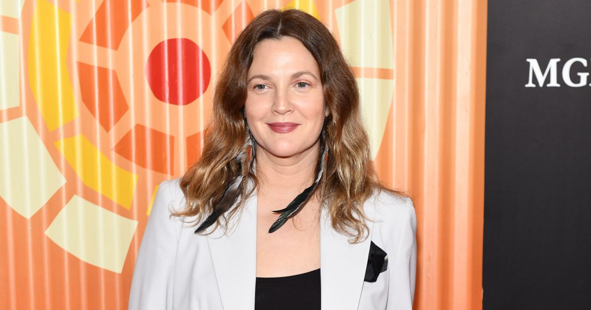 Nehéz elhinni, de igaz! Még Drew Barrymore-t is lerázták, amikor online próbált randizgatni 