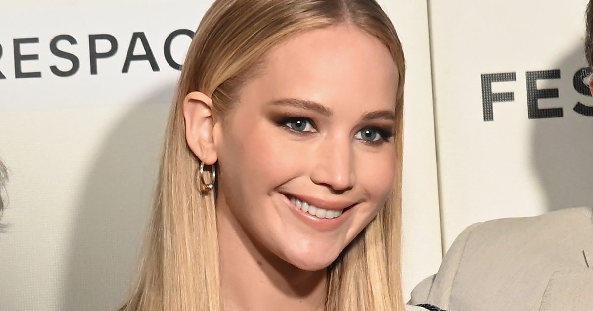 Jennifer Lawrence megmutatta Katalin hercegné kedvenc szettjének dögösebb verzióját