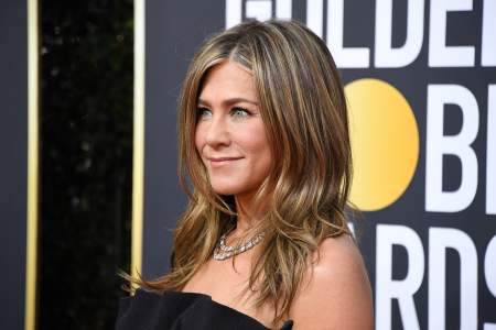 Borítókép: Híres nők kedvenc szépségápolási szerei 7000 forint alatt