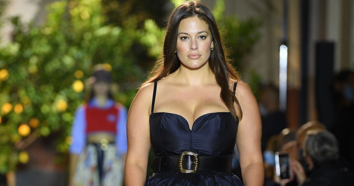 Ashley Graham,kifutó,
