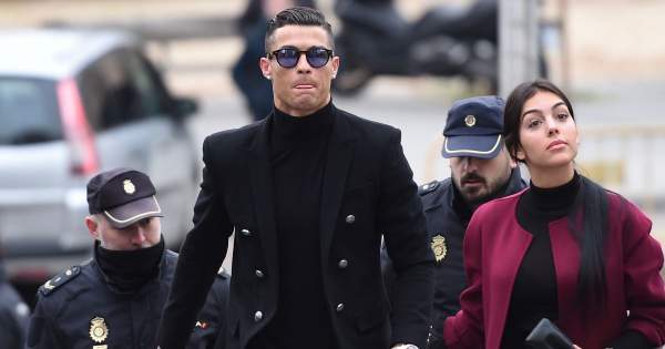 Borítókép: A sztárfocistának súlyos vádakkal kell szembenéznie