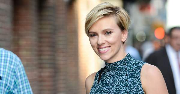 Címlaplányunk, Scarlett Johansson kedvenc csizmái az őszi szezonra