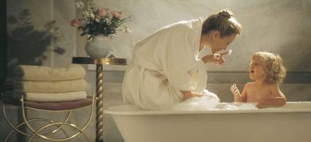 Borítókép: "Anya, megmutatod a micsodádat?"