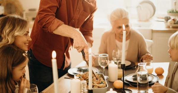 Borítókép: Öltöztesd ünnepi hangulatba az étkezőt karácsony estére