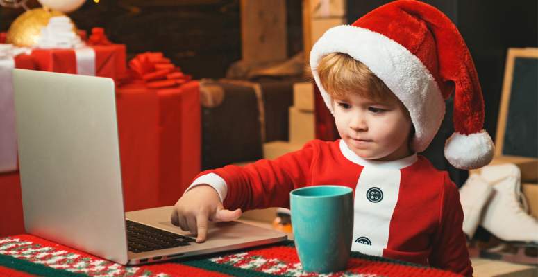 Borítókép: Digitális veszélyek a fa alatt