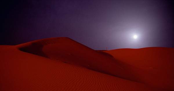 Borítókép: „Bárcsak itt lennél” - Saint Laurent 