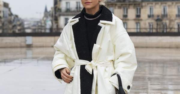 Borítókép: Meg is van 2021 első slágerdarabja: A Prada táskája mindent túlszárnyalt