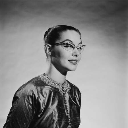 Borítókép: Top 5 szemüvegkeret, ami sosem megy ki a divatból