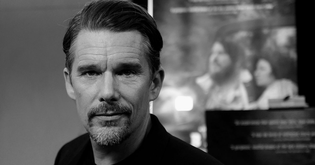 Mi lenne az első szavad, ha összefutnál Pest utcáin Ethan Hawke-val?