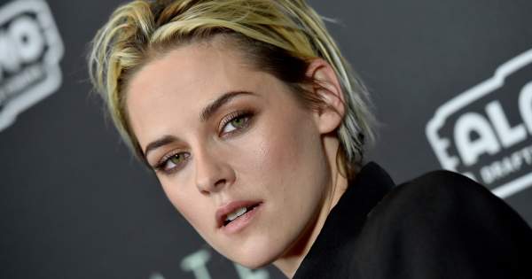 Bámulatos! Kristen Stewart Diana hercegnéként tündököl