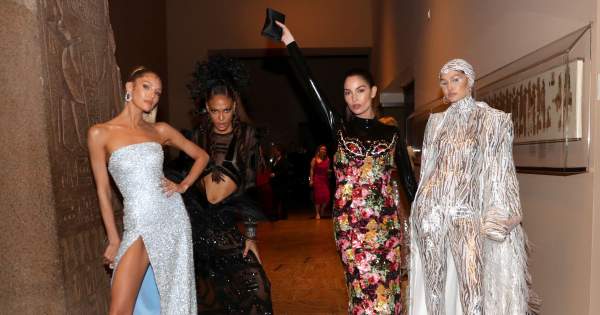 Borítókép: A világ vezető topmodelljei között jegyzik, mégis függőséggel küzd