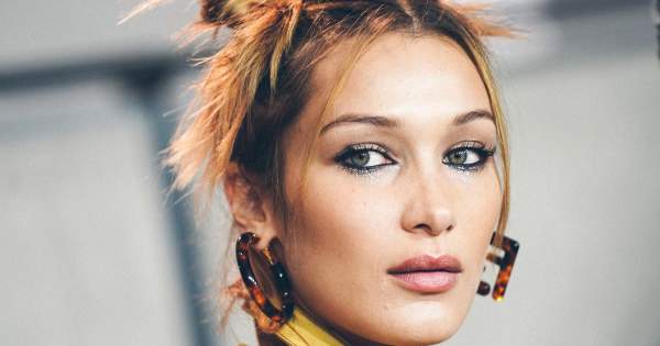 Borítókép: Bella Hadid új életre kelti a '90-es évek egyik nagy márkáját!