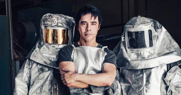 Borítókép: Lakatos Márk interjúja az orvosból műkereskedő, műkereskedőből művész Sir Daniel K. Winn vietnámi-amerikai festő-szobrásszal