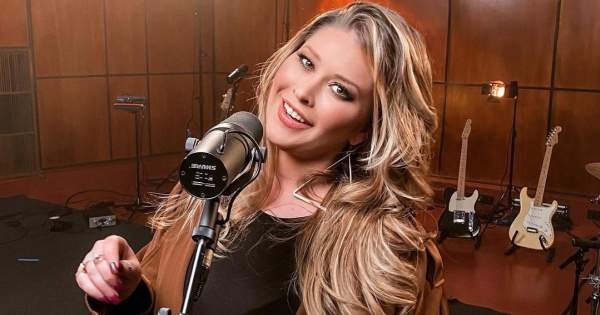 Borítókép: „Az élet számtalan alkalommal mutatta meg nekem, hogy képes vagyok az lenni, aki szeretnék” – Király Linda