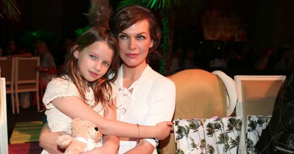Még csak 13 éves, de máris a világhírnév küszöbén áll Milla Jovovich lánya
